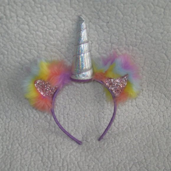5/$30 Girls Four Piece Unicorn Headband Bundle - Picture 3 of 6